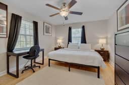 Duke Captains' Quarters @ American Village - Image 4