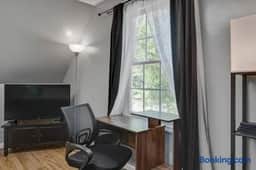 Private Pet-Friendly Studio | Chapel Hill–Durham - Image 4