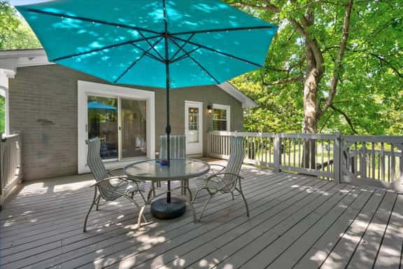 White Oaks | Fenced Yard | 1/2 Acre | Large Deck - Image 1
