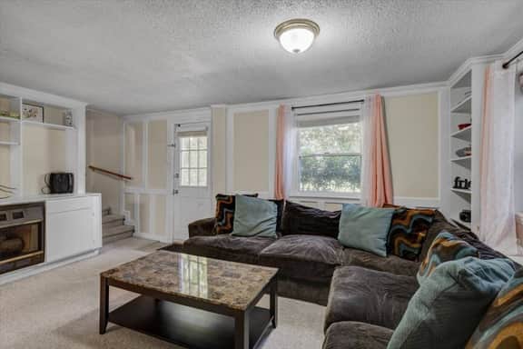 White Oaks | Fenced Yard | 1/2 Acre | Large Deck - Image 4