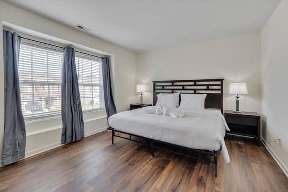 The MacDaddy 3BR 2.5BA - Raleigh - Image 5